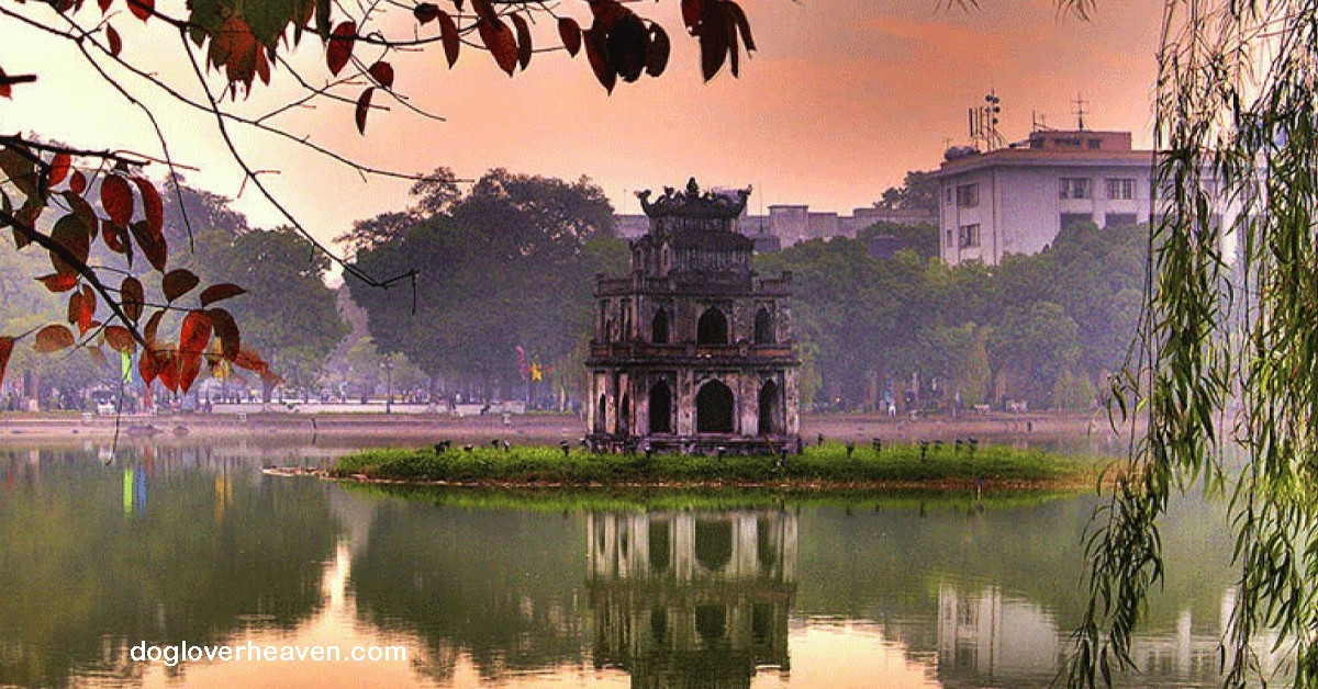Hoan Kiem Lake